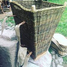 Da Hat Man Nun Ein Fantastisches Altes Handwerk Gelernt Und Was Ist Mit Grossen Augen Und Boar Ist Das Schon Altere Handwerk Arbeiten Von Zuhause Handwerker