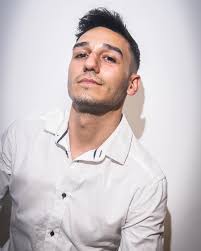 Ernest (@ernesto.cabrera.15) • Instagram ဓာတ်ပုံများနှင့် ဗီဒီယိုများ