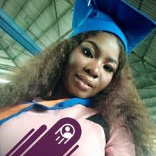 Oluomachi Nwojo, a Nigerian lady who gave birth to 5 kids at once has  posted a video of the children. She gave birth to the kids as a final year  student in