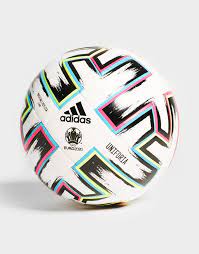 Состав, расписание, тактика и звезды сборная испании едет на чемпионат европы в статусе скрытого фаворита. Adidas Euro 2020 Boxed Match Football Jd Sports