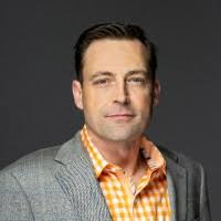 Gabe Seals's Instagram, Twitter & Facebook