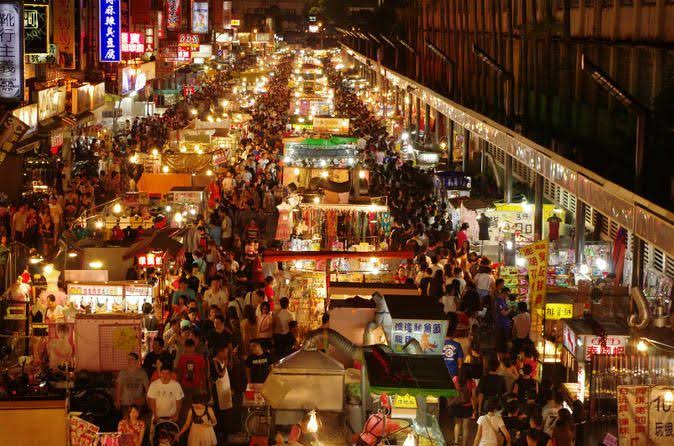 Mga resulta ng larawan para sa Hanoi Night Market, Vietnam"