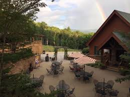 All all north georgia cabin rentals $99 a night cabins mountain view cabins seasonal & wooded properties waterfront/waterview cabins pet friendly lodge mountain breeze mountain melody peace n quiet pinecrest lodge reel medicine ritz on the rocks rivers. Our 7 Favorite Dog Friendly Hotels In Georgia And Here S Why Trips To Discover
