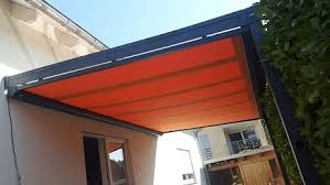 Eine terrassenüberdachung ist ein sonnenschutz, ein sichtschutz und ein wetterschutz, der in unterschiedlichen größen und in suchen sie eine terrassenüberdachung in einer speziellen größe? Terrassendach Markisen Fur Glas Und Polycarbonatdacher Terrassendach