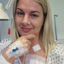 Back in my room after surgery! 🙌🏻 This morning I was told surgery would  be at 8 PM. Timmy was home with the girls and I thought we had a plan for