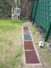 Barfusspfad Diy Barfusspfad Spielplatz Ideen Naturspielplatz