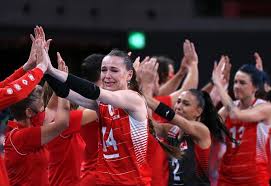 A milli kadın voleybol takımı, 2020 tokyo olimpiyat oyunlar ı'nda çeyrek final mücadelesinde güney kore 'yle karşı karşıya geldi. 6i0iwyn Lqtfdm