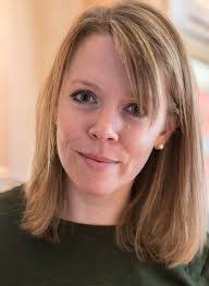 Suzanne Hoff's Instagram, Twitter & Facebook