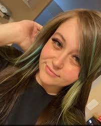 Danielle Pinkston's Instagram, Twitter & Facebook