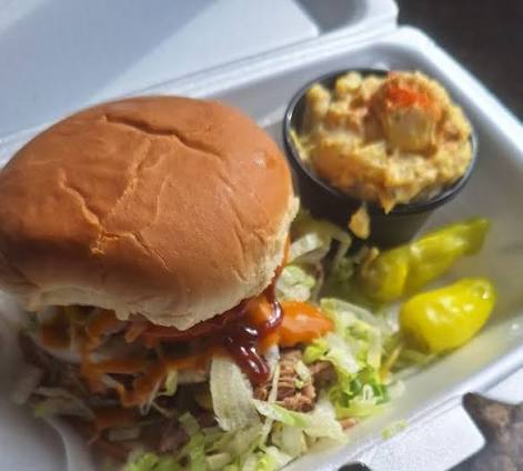 Lily Bells Is Fine Dining Cafe & Food Truck — Mobile caterer food truck in Milwaukee, Wisconsin