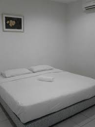 Das hotel new town klang ist eine hervorragende unterkunft für reisende, da sie in der nähe vieler sehenswürdigkeiten in klang liegt, z. Hotel New Town Klang Prices Reviews Malaysia Tripadvisor