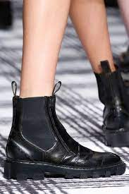 Langsam kommen wir wieder in die kühleren jahreszeiten und ich freue mich schon sehr darauf. Schuhe Herbst Winter 2015 16 Trend 3 Mannerschuhe Schuhe Damen Winter Mode Outfits Mannerschuhe