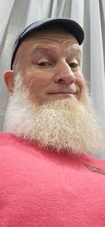 Happy Friday Folks , anyone seen the sun this morning i was thinking of  cutting the front lawns today 😒😞😔, enjoy your day 👍👍