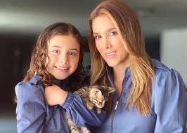 Salomé, hija de james rodríguez, enternece con este video desfilando. Como Viajaron Daniela Ospina Y Salome A Espana Para Visitar A James Las2orillas