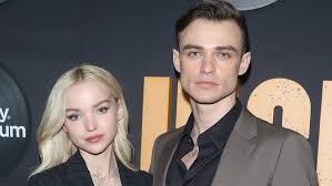 Photos, family details, video, latest news 2021 on zoomboola. Dove Cameron And Thomas Doherty Split After Almost Four Years Of Dating Wfaa Com