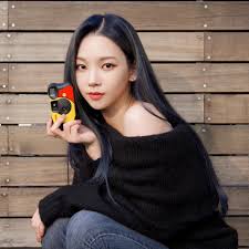 Karina Pics On Twitter Karina Kpop Girls Fashion