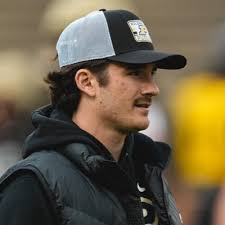 Sam Schott (@samuel_schott16)