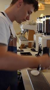 ¿Sabías que el café de Costa Rica es considerado uno de los mejores del  mundo? ☕🇨🇷, En Libertario, solo usamos granos de alta calidad para darte  una experiencia inolvidable. , 🌟Vení a probar lo mejor ...