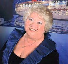 Linda Mink's Instagram, Twitter & Facebook