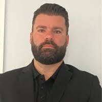 Justin Relyea's Instagram, Twitter & Facebook