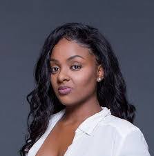 Vanessa Farr's Instagram, Twitter & Facebook