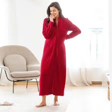 Envie de mettre en avant votre professionnalisme ? Blanche Porte Robe De Chambre Gamboahinestrosa