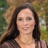 Aileen Berrios's Instagram, Twitter & Facebook