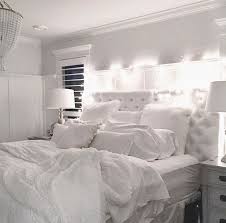 22 Ways To Make Your Bedroom Cozy And Warm Society19 White Room Decor White Bedroom Decor All White Bedroom