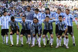 La selección de argentina fue uno de los 32 equipos participantes de la copa mundial de fútbol de 2010, que se realizó en sudáfrica entre el 11 de junio y el 11 de julio de 2010. La Gran Donacion De Un Ex Referente De La Seleccion A Su Ciudad Natal Minuto Neuquen