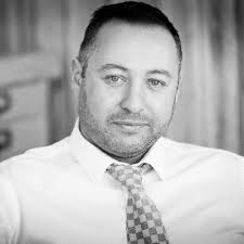 I must admit, after 7 years, I did get a little emotional as I left The  Entertainer Head Office for the last time, this afternoon. Thanks to  everyone I have worked with