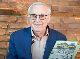 La superbe maison située au 1494, chemin Principal, appartient au  propriétaire actuel depuis 18 ans. Le lot 1 733 125 du Cadastre du Québec  sur lequel elle se trouve bâtie provient de