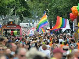 We updated our profile pic, from pride to even more #pride. Vienna Pride 2021 Mit Der 25 Regenbogenparade Als Fuss Und Fahrraddemo Vienna Online