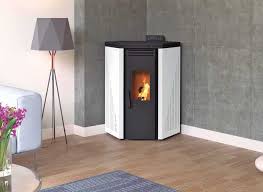 The comfortbilt pellet stove features a beautiful design with a bay window that mixes both modern and industrial aesthetics. Corner Pellets Stove Bp 101 R White The Barbecue Store Spain