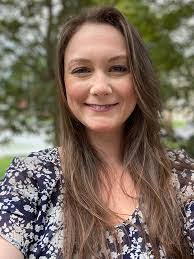 Sara Phipps's Instagram, Twitter & Facebook