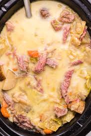 Finally, i pray that maybe, just maybe i can produce a successful corned beef and cabbage and share it with my internets friends. Slow Cooker Corned Beef And Cabbage Soup The Magical Slow Cooker