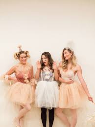 Black And White Best Friend Costume Ideas Tuesday Ten Best Friend Halloween Costume Ideas Circus Costume Diy Tulle Halloween Costumes Diy Costumes Women