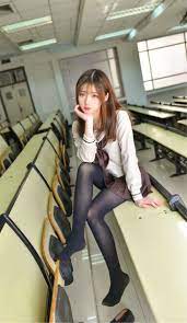 校园里的丝袜制服日本少女，16岁很嫩很紧私密自拍第8张-街拍美女网| 여자교복, 고급패션, 여자패션