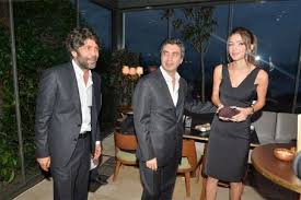 Necati şaşmaz ile 2012 yılında evlendiği nagehan kaşıkçı'nın boşanacakları iddiaları magazin gündeminde yer almıştı. Necati Sasmaz And Nagehan Kasikci Dating Gossip News Photos