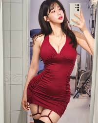 Godsehee - Free pics, galleries & more at Babepedia