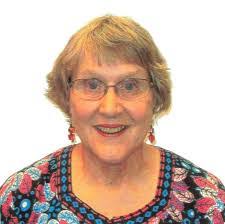 Elizabeth Platt's Instagram, Twitter & Facebook