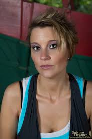 Jennifer Lloyd Ball 42113 — Sublime Elegance