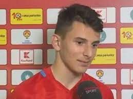 May 25, 2021 · ion țiriac (82 de ani) a pregătit un proiect spectaculos prin care își propune să revitalizeze tenisul din românia! Becali A Auzit Ca E Dorit De Bayern Munchen Si I A Prelungit Imediat Contractul Pe 5 Ani Ce Salariu Va Incasa Ianis Stoica La Doar 16 Ani Sport Ro
