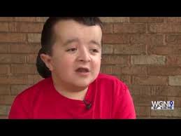 Wgn Sports Alec Cabacungan Breaks The Mold For Sports Broadcasting Youtube