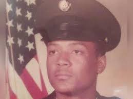 Nicole Kenyon's Instagram, Twitter & Facebook