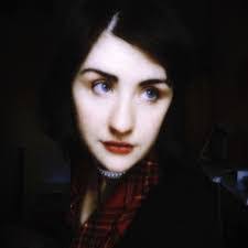 Amber Coen's Instagram, Twitter & Facebook