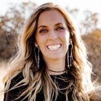 Christina Wiser's Instagram, Twitter & Facebook