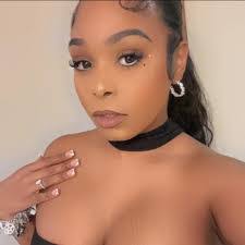 Amiya Smith's Instagram, Twitter & Facebook