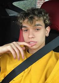 Moreover, they have two elder brothers, darius dobre and cyrus dobre. Marcus Johns Grosse Gewicht Alter Korperstatistik