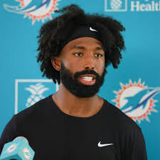 Miami Dolphins release notable veteran amid flurry of roster moves