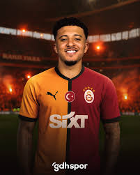 ✍🏻 Galatasaray, Jadon Sancho ile ilgileniyor. 📊 Bonservisi Manchester  United'da olan 25 yaşındaki İngiliz oyuncu bu sezon kiralık forma giydiği  Chelsea'de 41 maçta 5 gol, 10 asist yaptı. 🔗 talkSPORT #jadonsancho #manu  #chelsea #premierleague ...